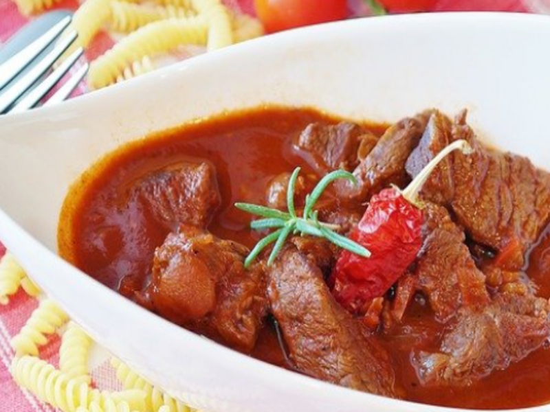 13+ schweinegulasch rezept einfach - KirstenSaarah