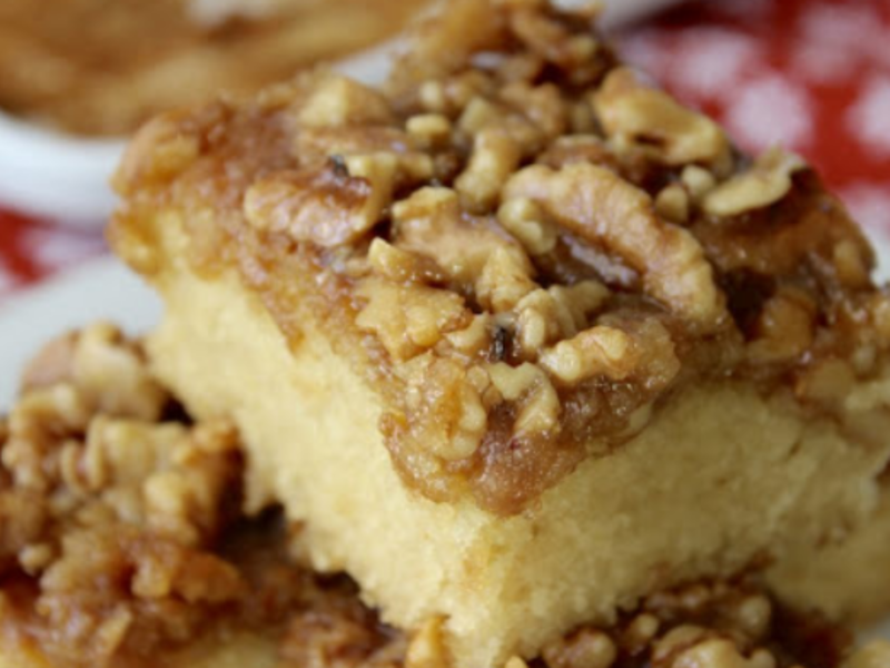  Buttermilchkuchen mit Nüssen  - Rezept, Bild von AppiBi03