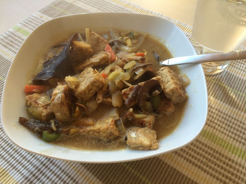 Tempeh- Kokos- Currysuppe auf Alle-Rezepte.com