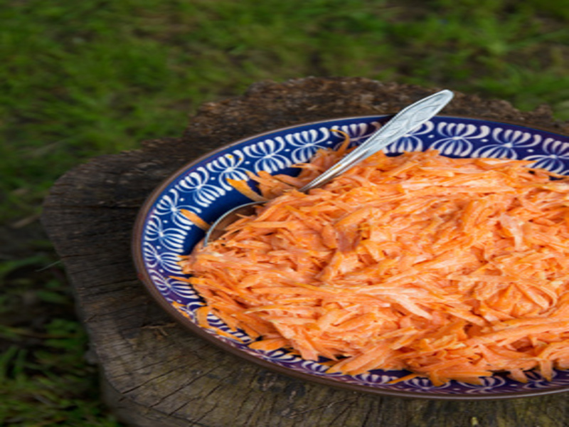 Karotten mit Knoblauchjoghurt - Rezept, Bild von Sabi21