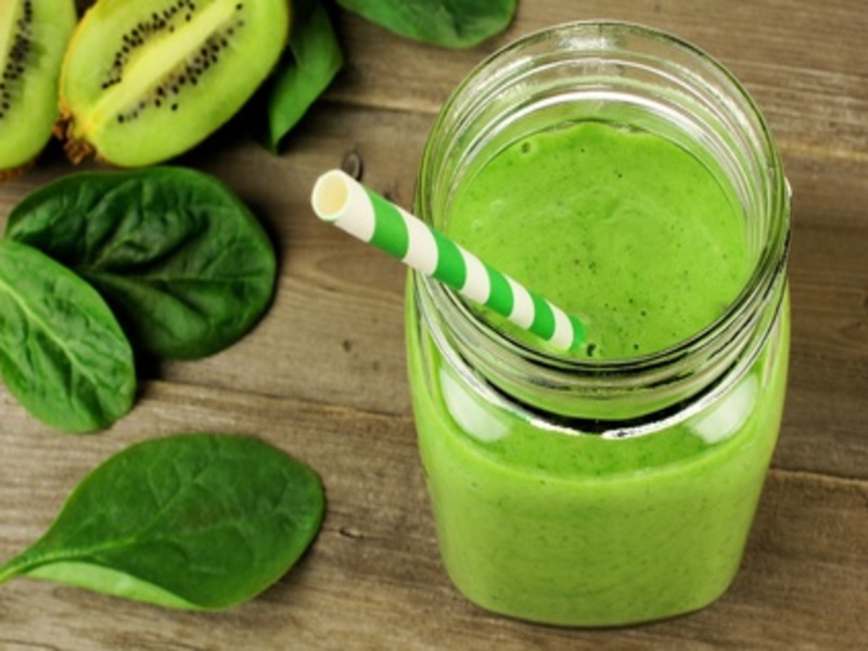 Grüner Smoothie aus Spinat und Kiwi - Rezept, Bild von Olaf