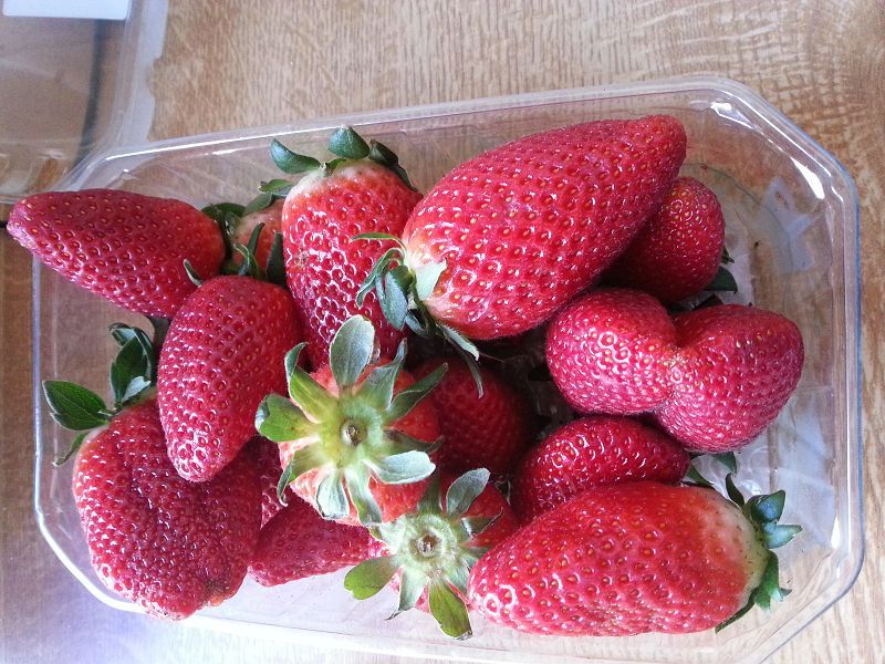 Rezeptbild NR. 2 zum Rezept: Gezuckerte Erdbeeren 