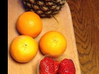 Rezeptbild NR. 5 zum Rezept: Erdbeeren-Orange-Ananas-Smoothie