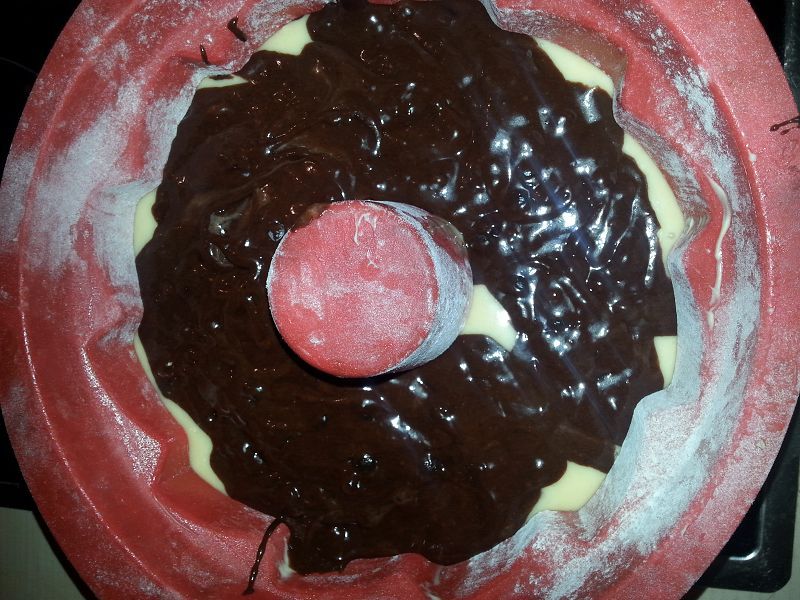 Rezeptbild NR. 9 zum Rezept: Eierlikör-Marmor-Kuchen
